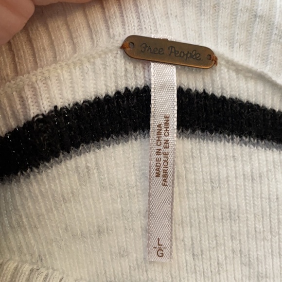 Free People Fern Cropped Sweater - Picture 4 of 8